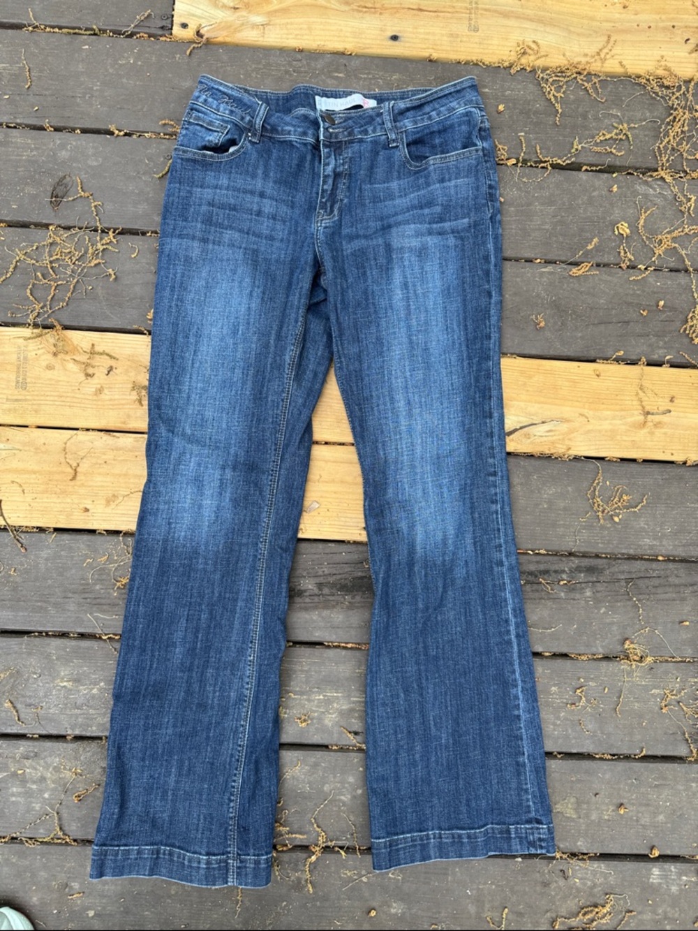 Tin Haul Women's Medium Blue Flare Jeans size 32/L